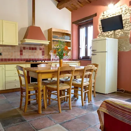 Apartment Bright In 75 M² Shared Pool Castelbellino